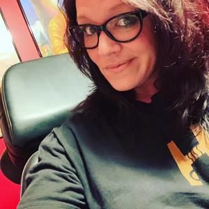 Meet your Posher, Deania